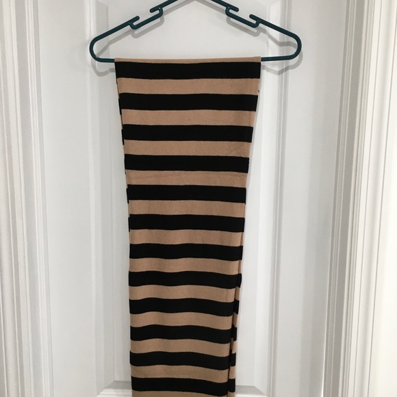 Cable & Gauge beautiful sweater - Picture 5 of 7